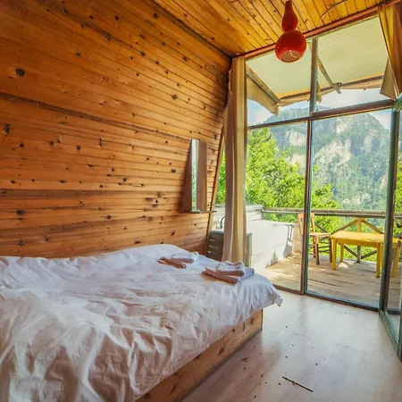 Shiva Camp فاراليا